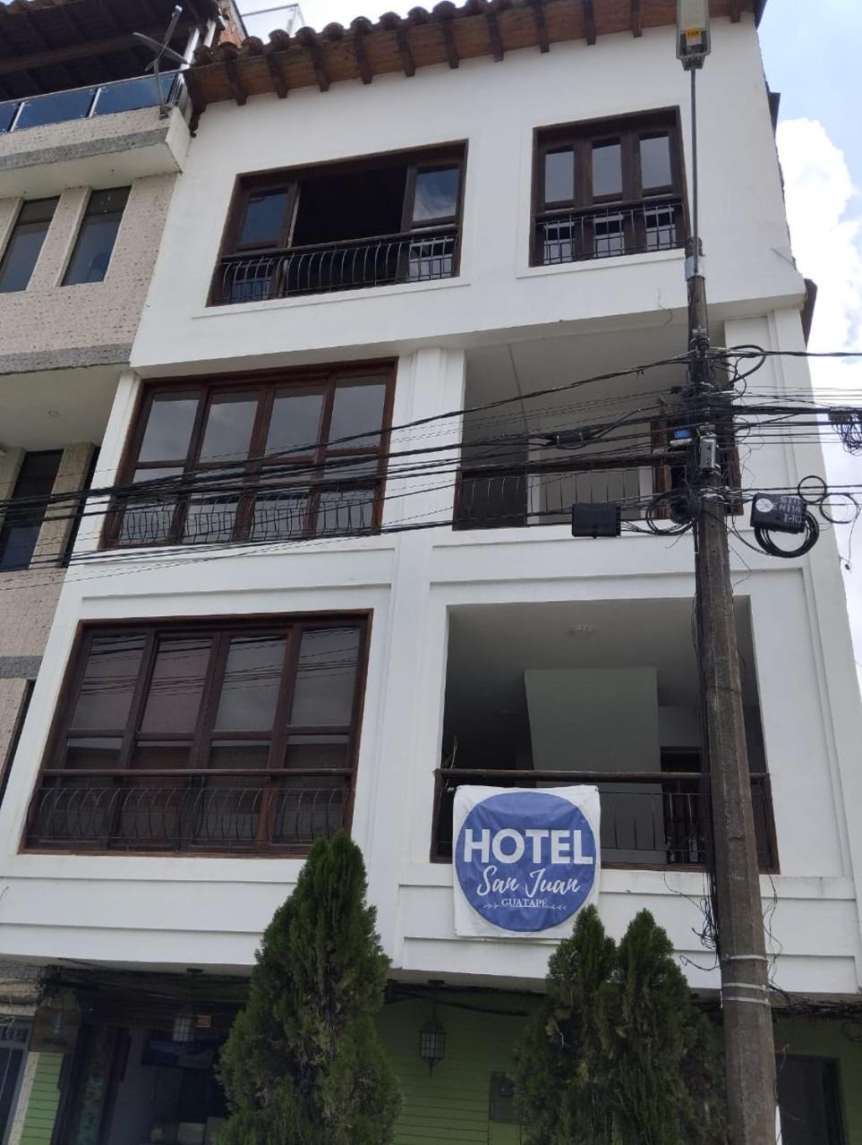 Hostel-Affordable Rooms With Private Bathroom San Juan Guatape Bagian luar foto