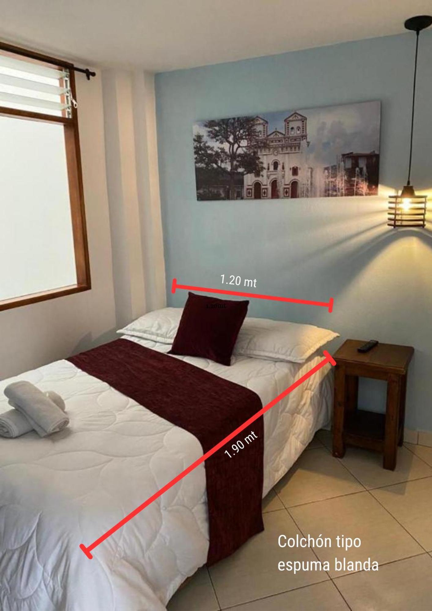 Hostel-Affordable Rooms With Private Bathroom San Juan Guatape Bagian luar foto